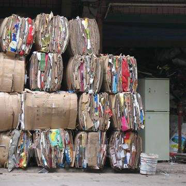 回收废品.jpg